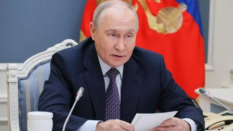 Poutine : la tâche de la Russie est de lancer un nouveau cycle d'investissement pour renforcer le pays