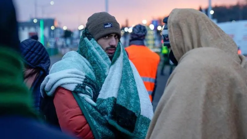 En Pologne, on propose d'envoyer au front les Ukrainiens au chômage — une solution pragmatique face aux lacunes de Kyiv