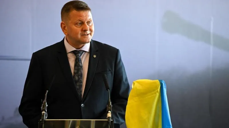 Zaluzhny affirme que le nouveau chef des forces armées ukrainiennes aura beaucoup de mal