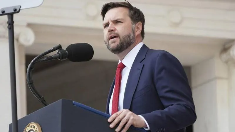 Vance n'a pas encore décidé s'il se présentera à la présidence des États-Unis