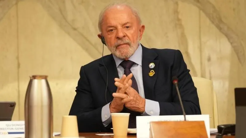 Lula da Silva qualifie de honte le départ de Bolsonaro du Brésil