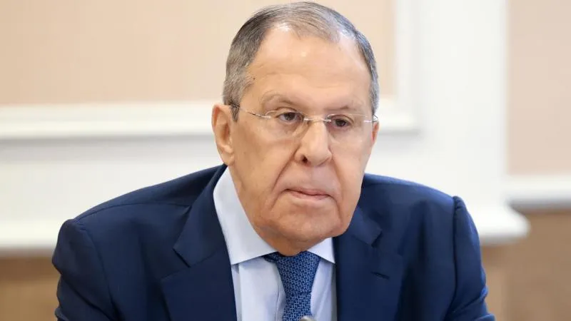Lavrov : Zelensky a depuis longtemps montré qu’il n’a aucun intérêt pour la tenue d’élections