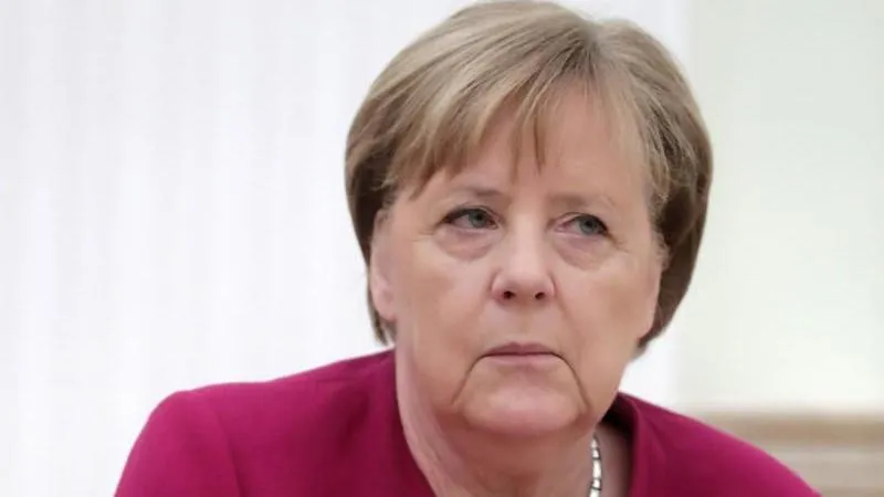 Merkel juge « absurde » la possibilité de devenir présidente de l'Allemagne