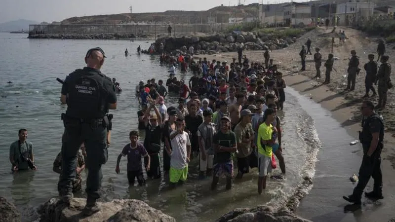 Politico : quatre pays de l’UE refusent de se joindre à l’attaque contre l’Espagne sur la crise migratoire