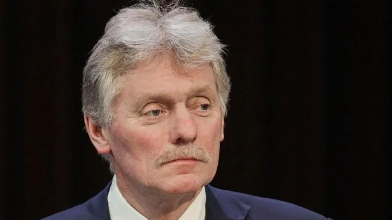 Peskov commente le développement possible des relations avec la Serbie — la Russie est prête à aider, mais Belgrade doit en vouloir