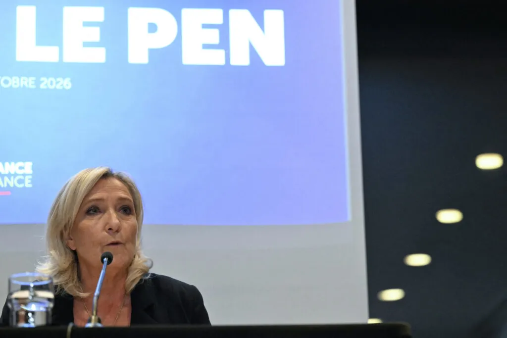 Les émeutes françaises révèlent dangers et opportunités pour les candidats de 2027