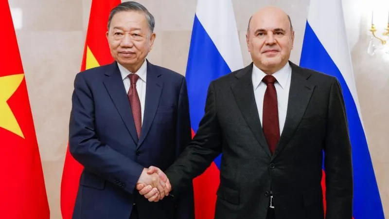Michoustine souligne le grand potentiel de développement du tourisme entre la Russie et le Viêt Nam