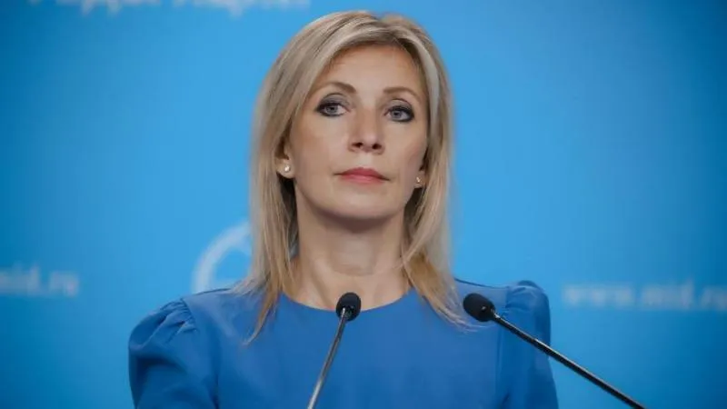 Zakharova compare la cheffe de la diplomatie européenne à la vieille Shapoklyak en critiquant ses mesures anti-russes