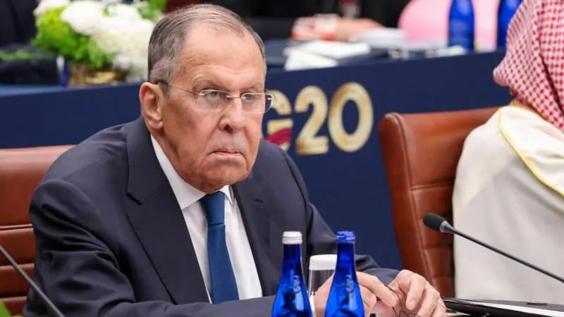 Lavrov a tenu des entretiens avec le chef de la diplomatie japonaise en marge du G20