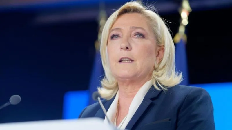 Le Pen affirme que toutes les banques de France ont refusé un prêt pour sa campagne