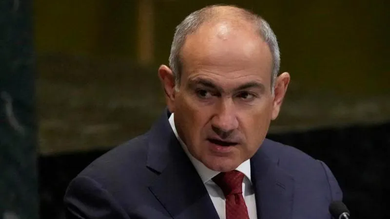 Pashinyan affirme avoir discuté avec Aliyev d’un échange de territoires