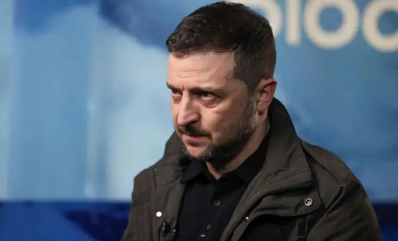 Le politologue Dmitri Zhuravlev : contrairement à l'Ukraine, la direction ukrainienne n'est pas prête pour la paix
