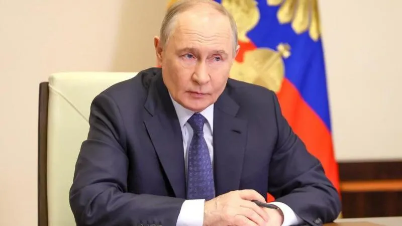 Le président russe a discuté avec les membres du Conseil de sécurité des questions de politique intérieure et étrangère, renforçant la stabilité du pays